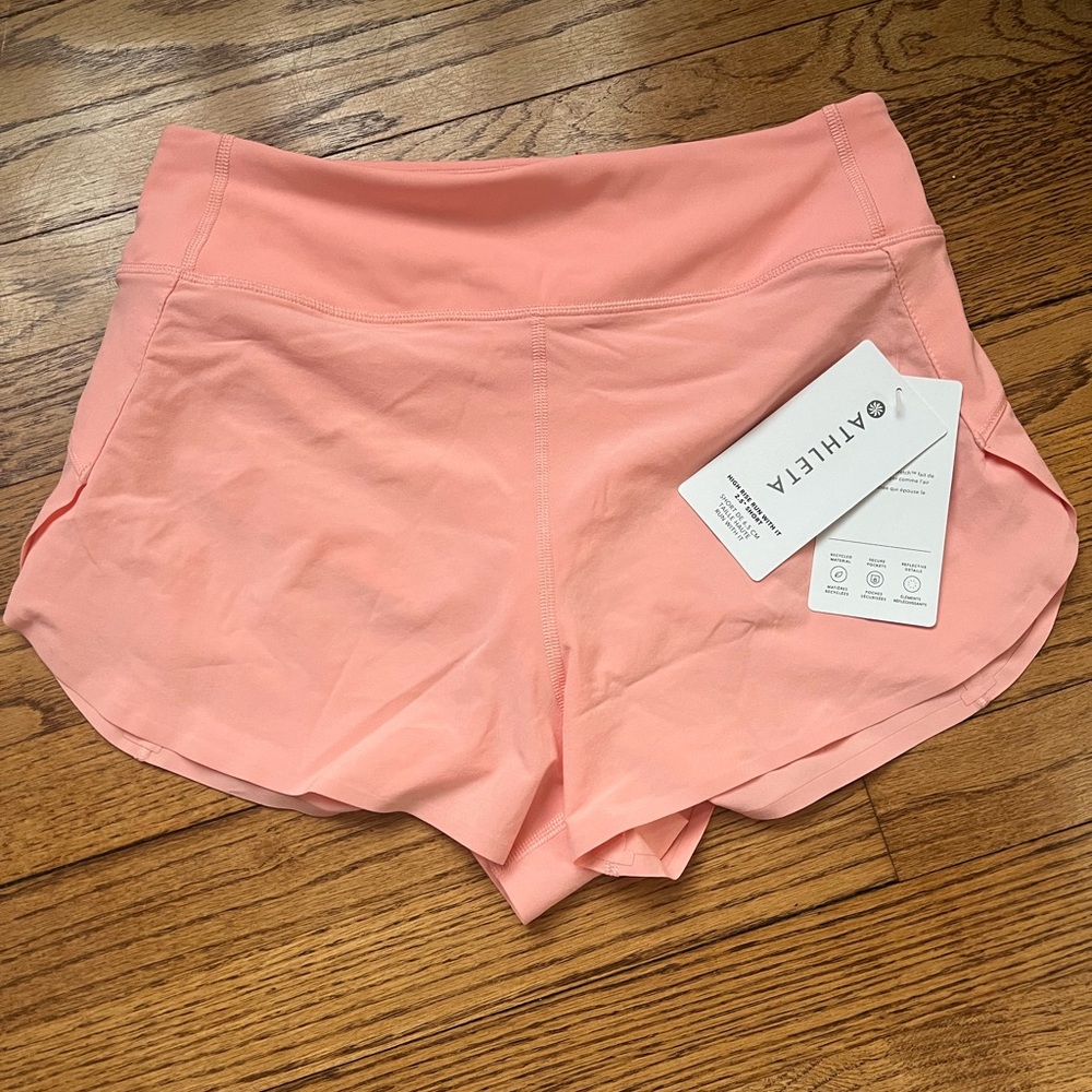 NWT Athleta High rise run with it 2.5 short